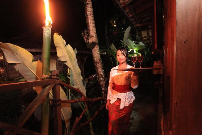 Ubud Jungle Holy Water Exterior photo